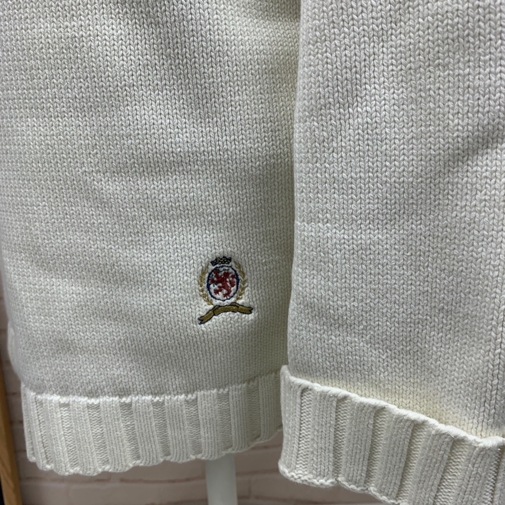 90’s Tommy Hilfiger Blue White Red Striped Sweater - Picture 6 of 8